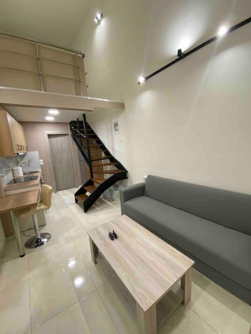 ヨアニナLuxury Loft Kalu Tsesme Aアパートメント エクステリア 写真