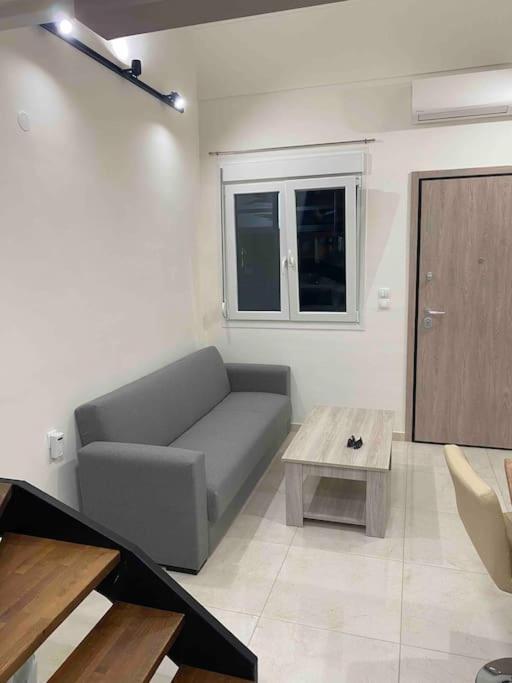 ヨアニナLuxury Loft Kalu Tsesme Aアパートメント エクステリア 写真